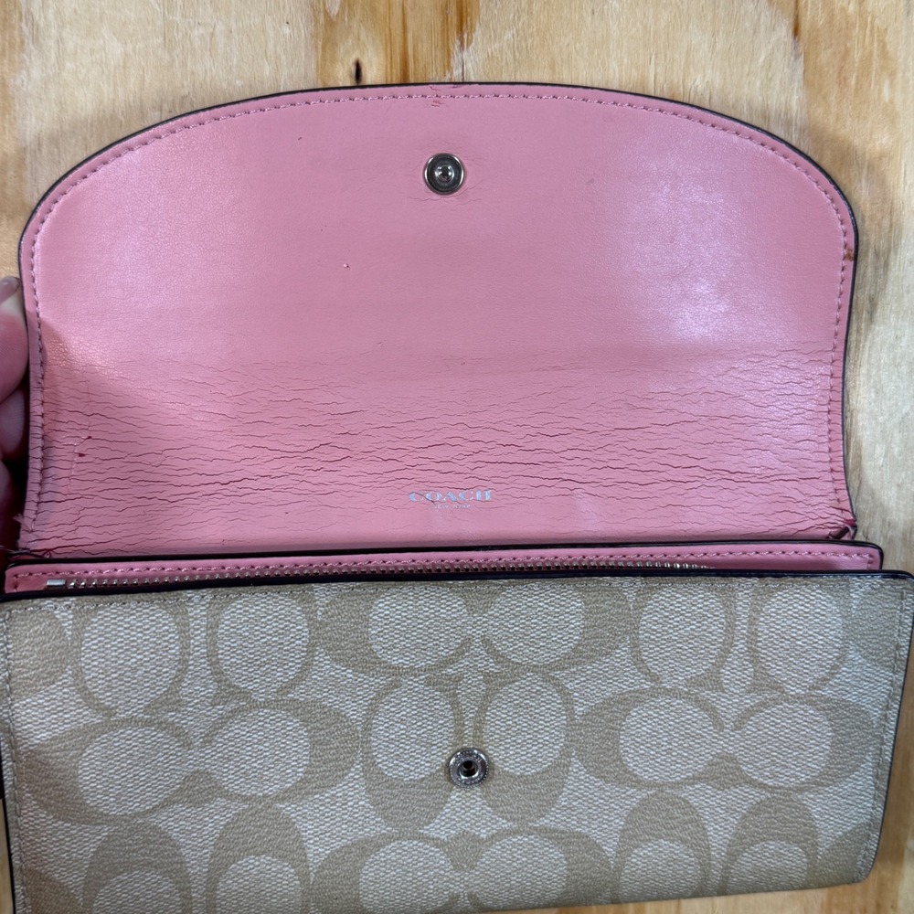 COACH Long Wallet Signature Canvas F54022 Beige Light Pink - Picture 5 of 7